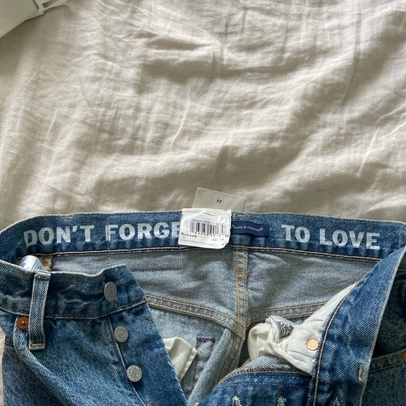 LEVI'S X LILY ALDRIDGE 501 CROP WOMEN'S JEANS BRAND NEW! - Picture 5 of 9